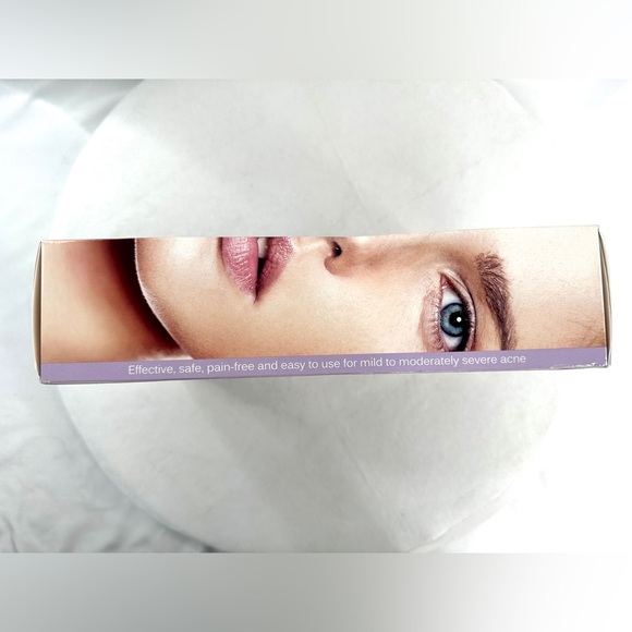 Michael Todd Clear Bi-Light Acne Clearing Blue Red LED Acne Treatment - Picture 3 of 6